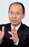 Mr. <b>Fumiaki Ogura</b> Deputy Head of the FC Catalyst Development Department, ... - img_column04_block02_01